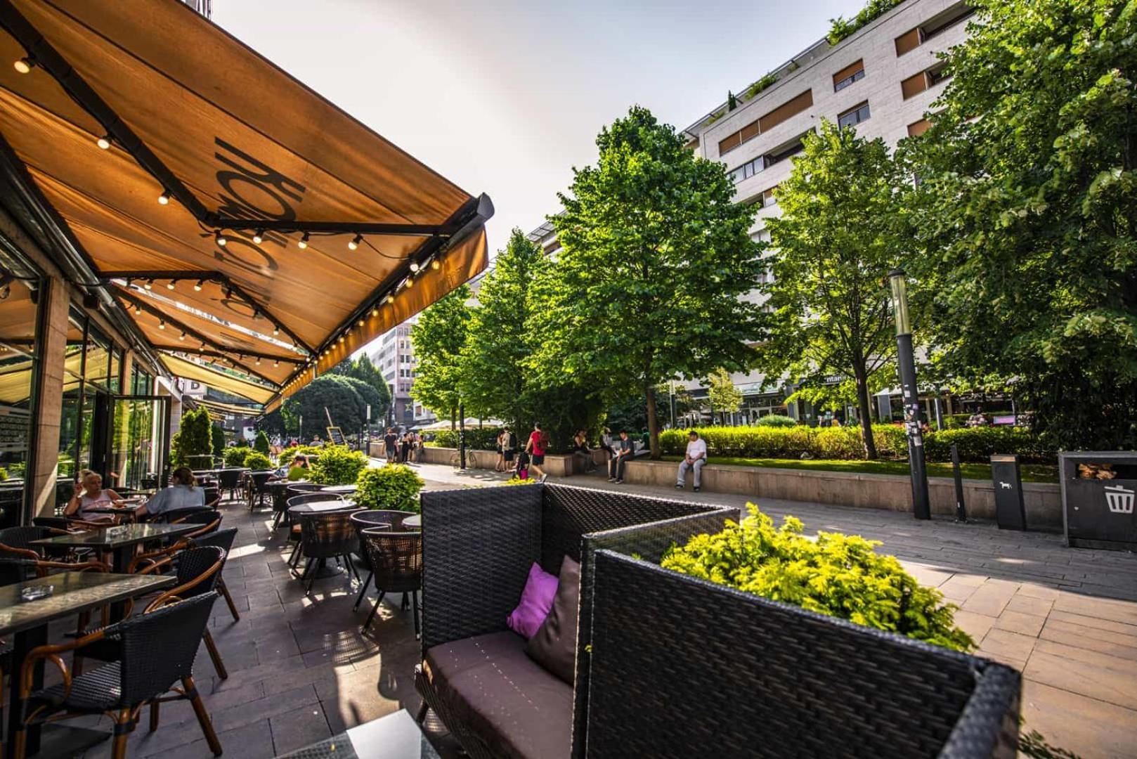 Corvin Promenade Crystal Apartment Будапеща Екстериор снимка